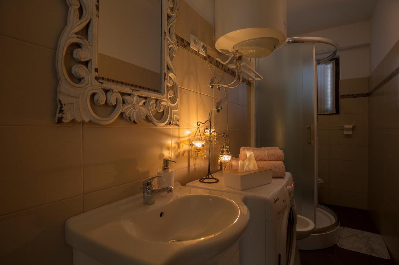 Apartmani Xenia & Desiderio Buzet Exterior foto